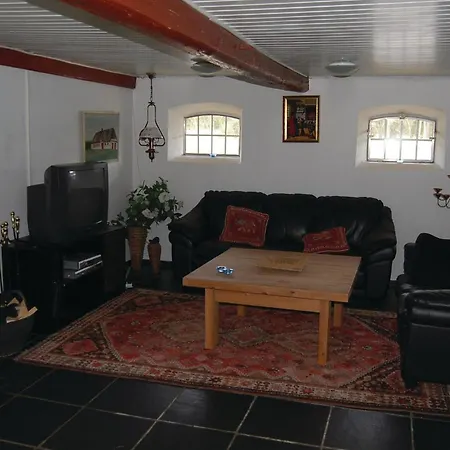 3 Bedroom Gorgeous In *